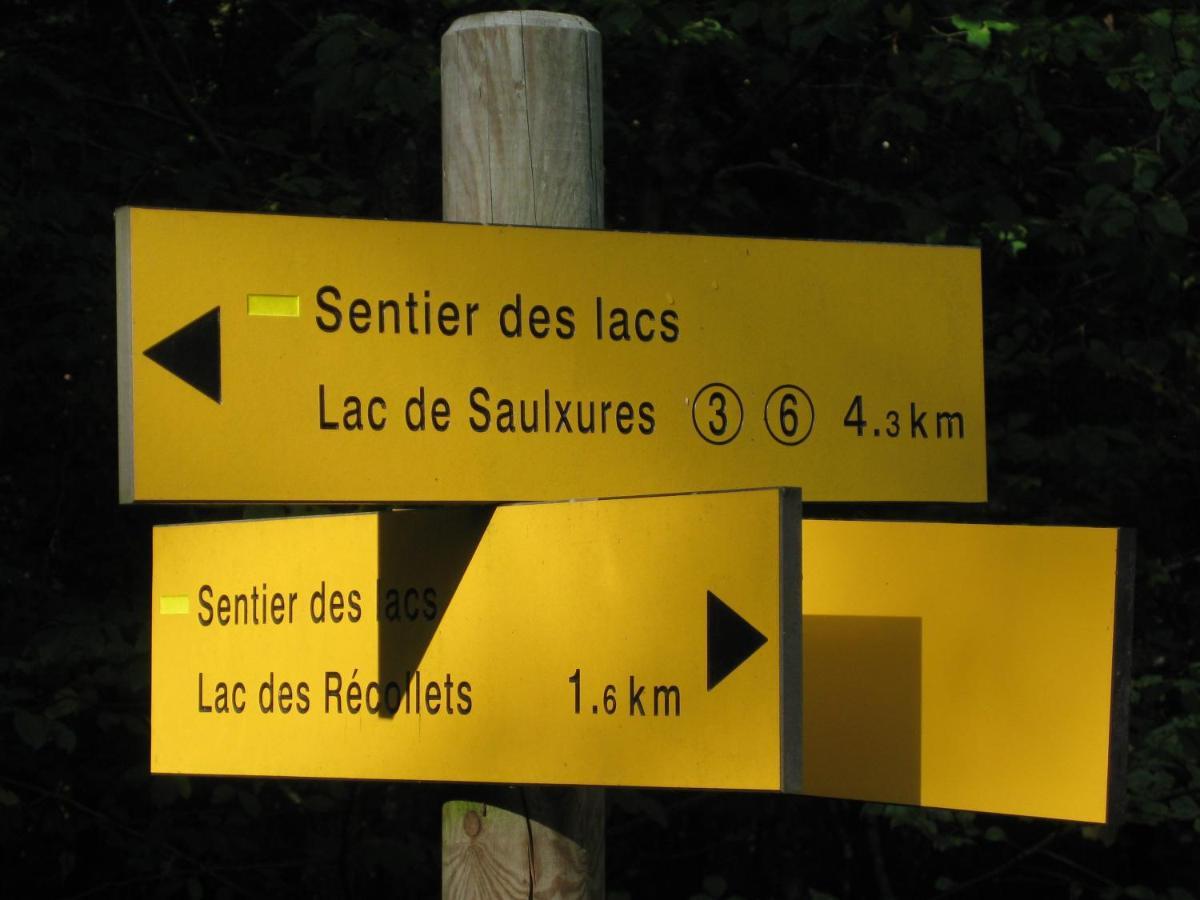 Camping Porte Des Vosges Bulgneville Bagian luar foto