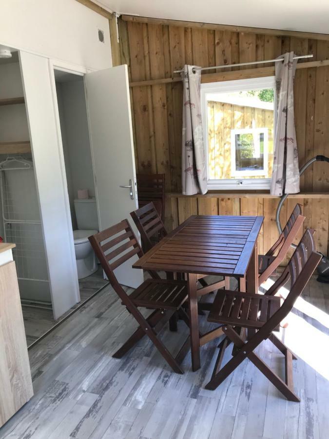Camping Porte Des Vosges Bulgneville Bagian luar foto